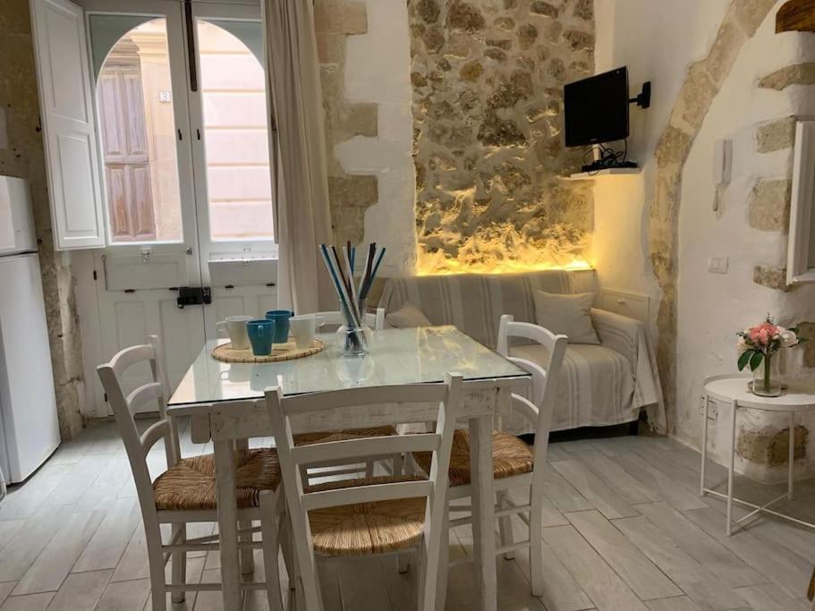 شقة La Casa Di Marta سيراكوزا المظهر الخارجي الصورة